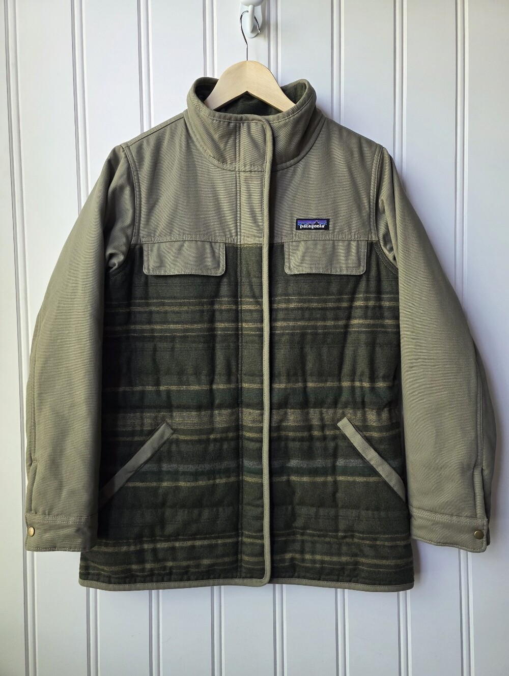 Patagonia Out Yonder Sage Khaki Zip Up Insulated Coat Small